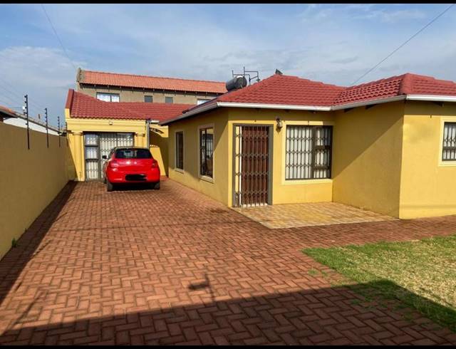0 BEDROOM PROPERTY TO RENT IN PROTEA GLEN